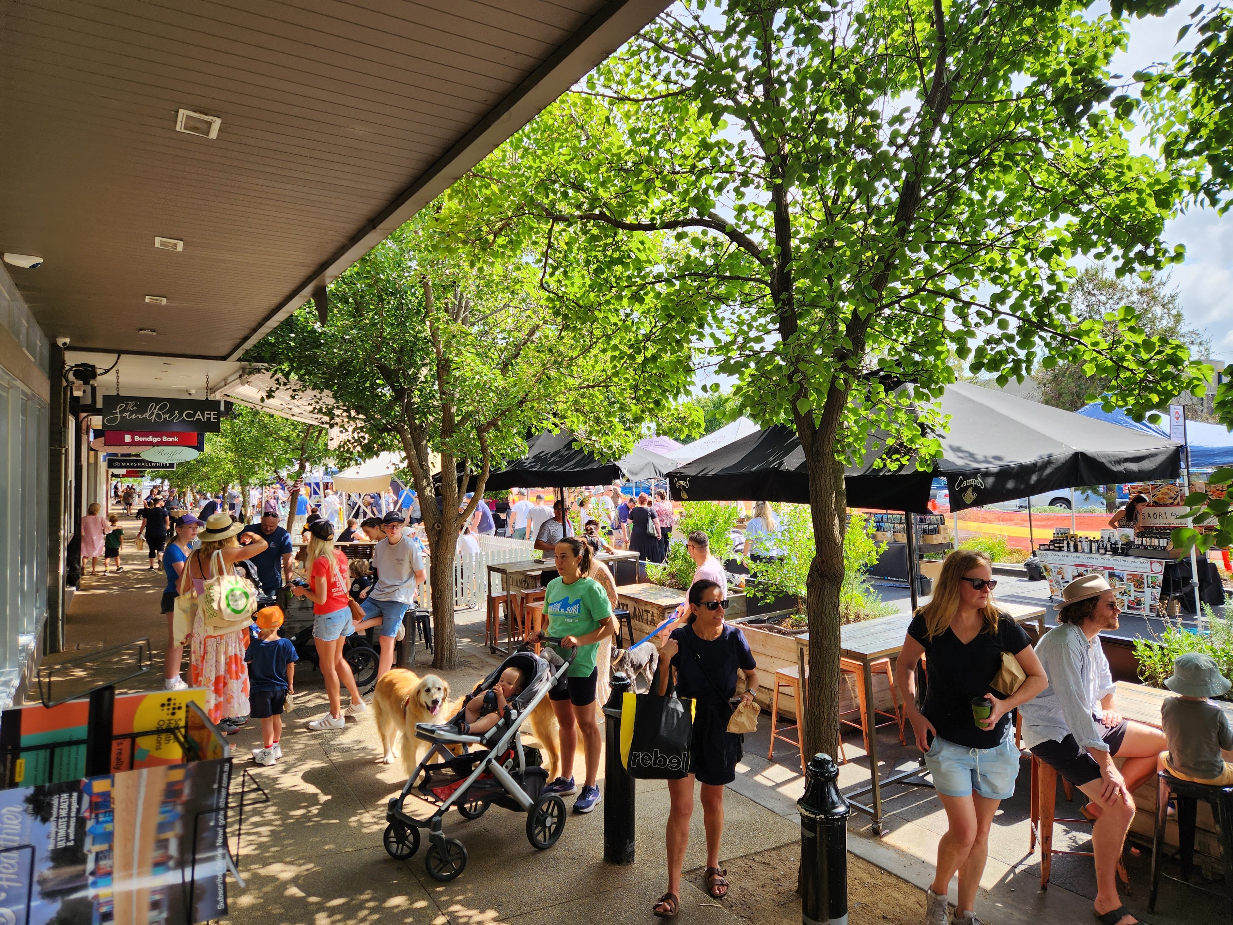 Mount Eliza Village based on the Mornington Peninsula